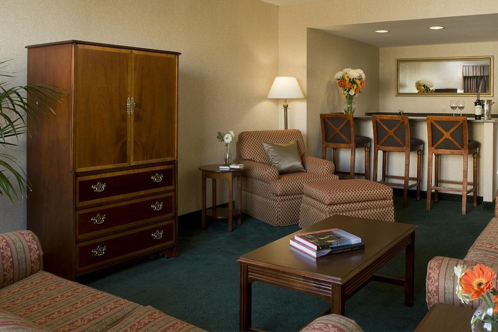 Holiday Inn Arlington At Ballston By Ihg Buitenkant foto